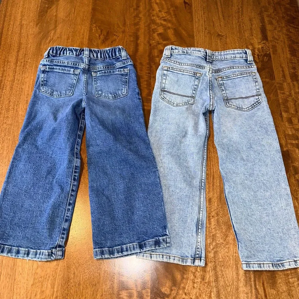Cat & Jack girls’ jeans, size 4. Bundle of 2